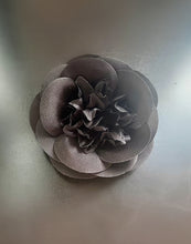 Load image into Gallery viewer, Fabric Camillia Pin
